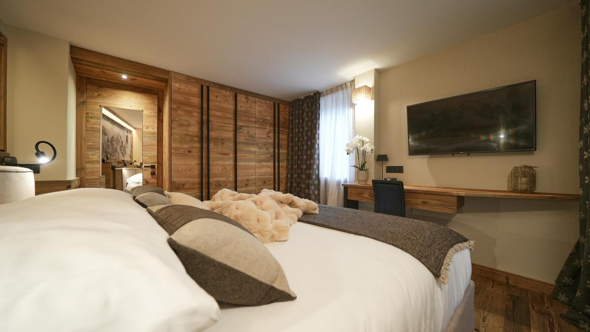 Alpine Suite - Cervinia ブレウイル・チェルヴィナイア エクステリア 写真